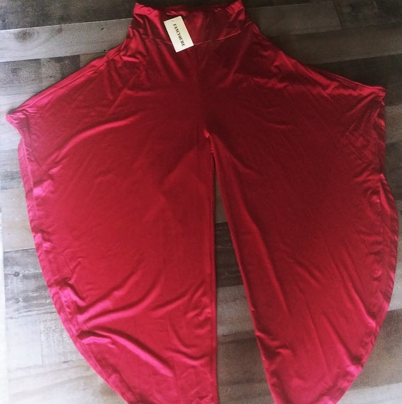 NWT Open Side Flowy Pants Red - Picture 2 of 11